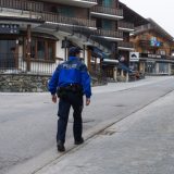 (VIDEO) Eksplozija na proslavi Nove godine u baru u poznatom švajcarskom skijalištu: Stradalo nekoliko osoba 8