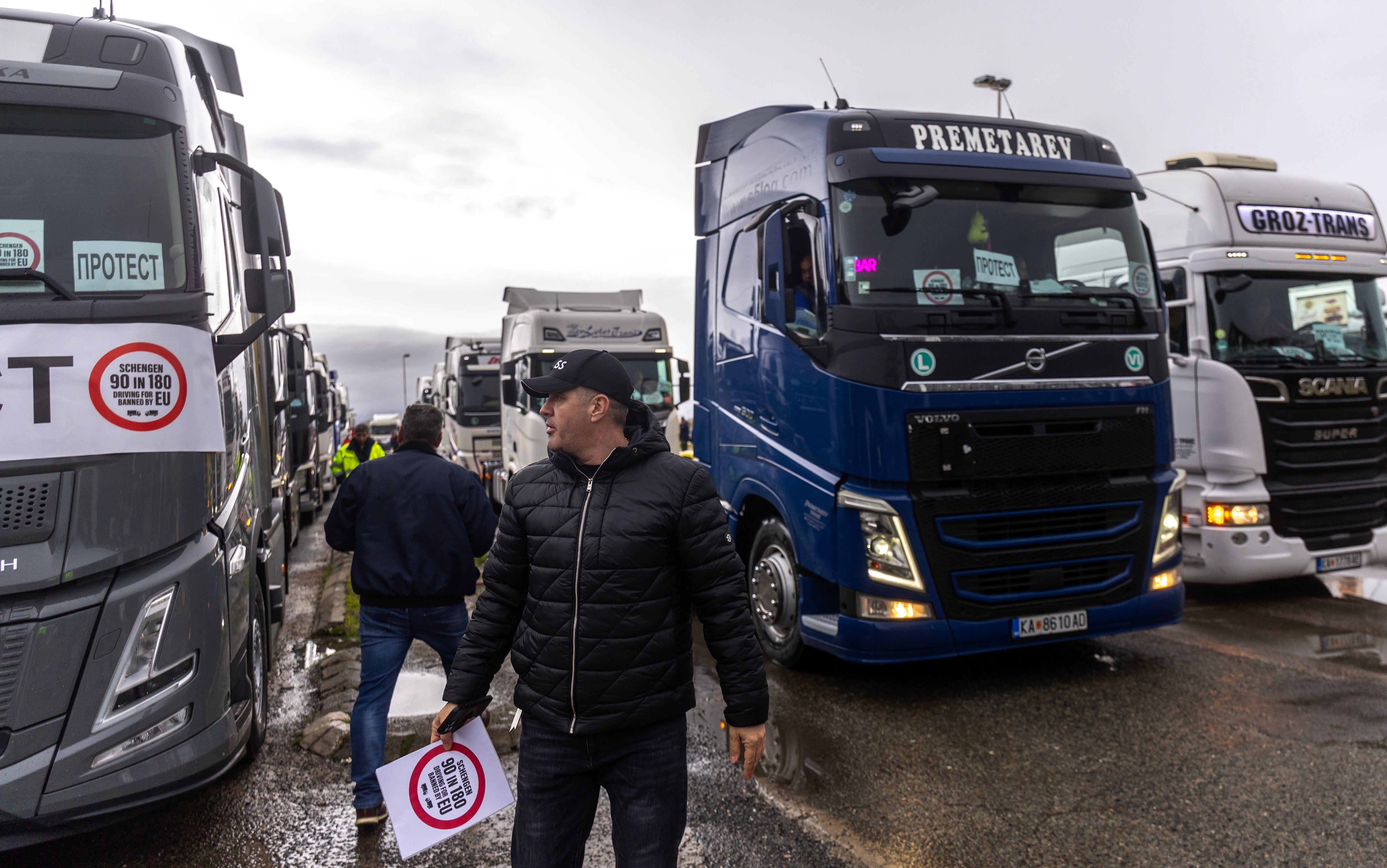 blokada graničnih prelaza na balkanu, balkanske kamiondžije blokiraju granične prelaze ka zemljama EU