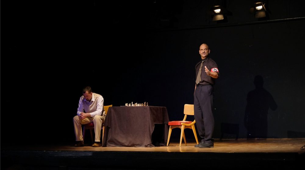 Istinita priča o nastanku, razvoju i mehanizmima fašizma: Predstava "Adresat nepoznat" povodom Međunarodnog dana sećanja na žrtve Holokausta 10