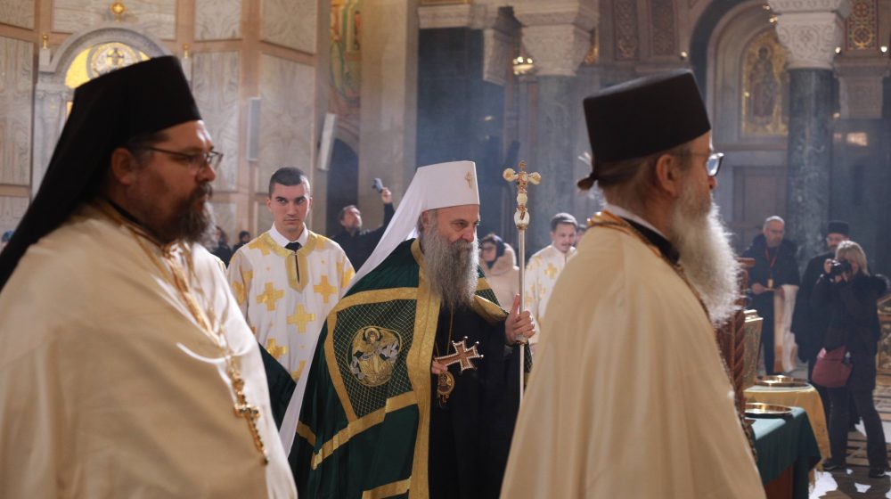 Patrijarh Porfirije u hramu na Vračaru: Sveti Sava je pokazivao da je mir osnova svakog uzrastanja 10