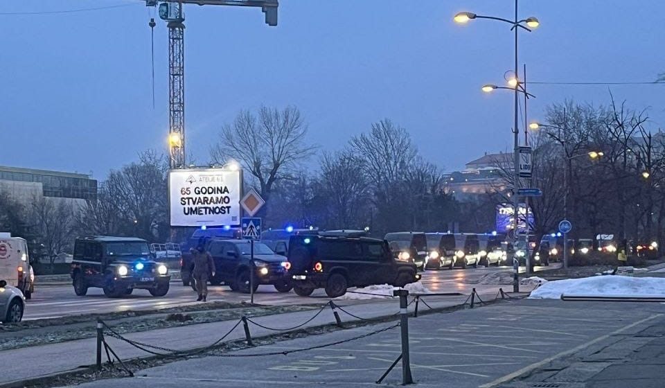 Policija Filozofski fakultet u Novom Sadu FOTO: Milica Stevanović / Danas.rs