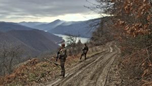 Letonski pripadnici KFOR-a nastavljaju patrole na Severu Kosova i duž administrativne linije (FOTO) 8