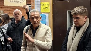 Ko je Milivoj Alanović, dekan Filozofskog fakulteta u Novom Sadu, koji je dva puta zvao policiju na svoje studente? 10 Ko je Milivoj Alanović, dekan Filozofskog fakulteta u Novom Sadu, koji je dva puta zvao policiju na svoje studente? 8