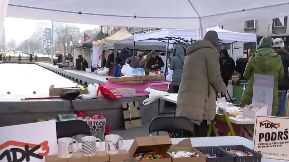 (BLOG) "Zajedno uz studente": Počeo skup na Trgu Nikole Pašića, okupljanje i u Pionirskom parku 5