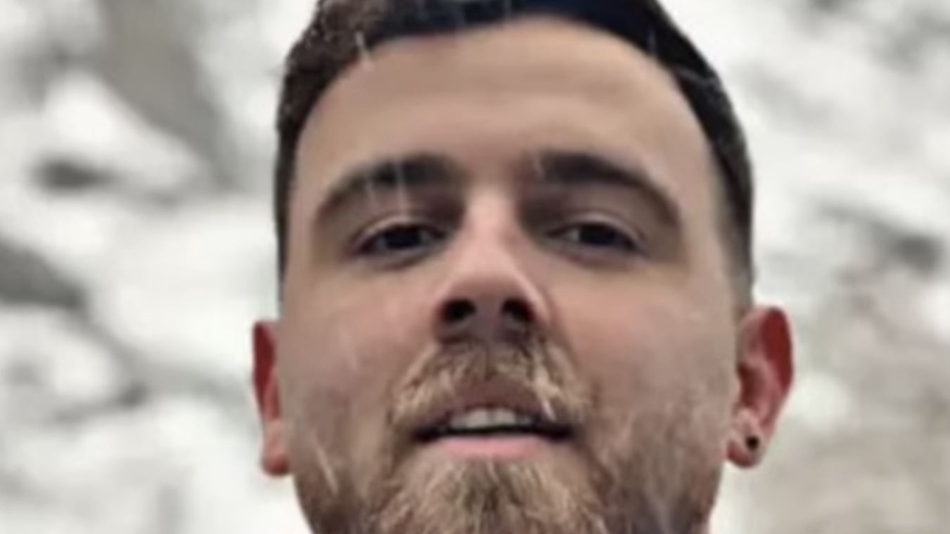 "Vodi rat protiv Boga": Ko je Erfan Soltani, Iranac koji se navodno suočava sa pogubljenjem? 2