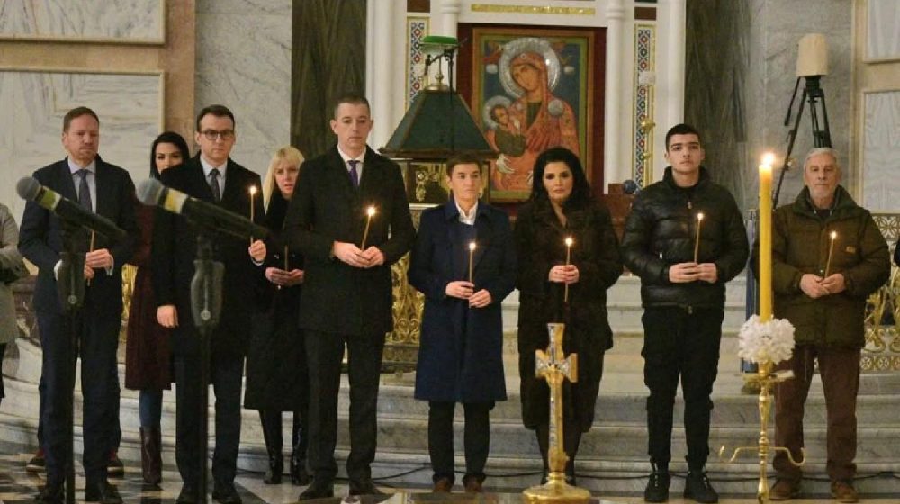 U Hramu Svetog Save u Beogradu jutros služen pomen Oliveru Ivanoviću 9