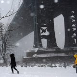 Snežna oluja paralisala Ameriku: Najmanje sedmoro mrtvih, stotine hiljada bez struje 3