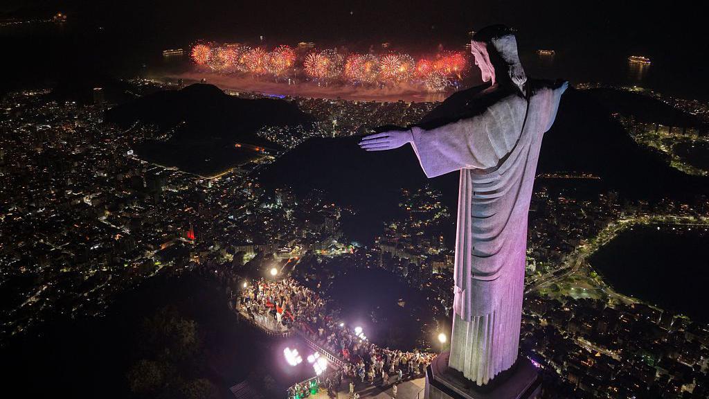 U fotografijama: Nova godina širom sveta 5 Pogled na čuvenu plažu Kopakabana u Rio de Žaneiru