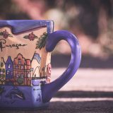 Svaki gutljaj iz obojene šolje ili papirne čaše je na vašu odgovornost 6