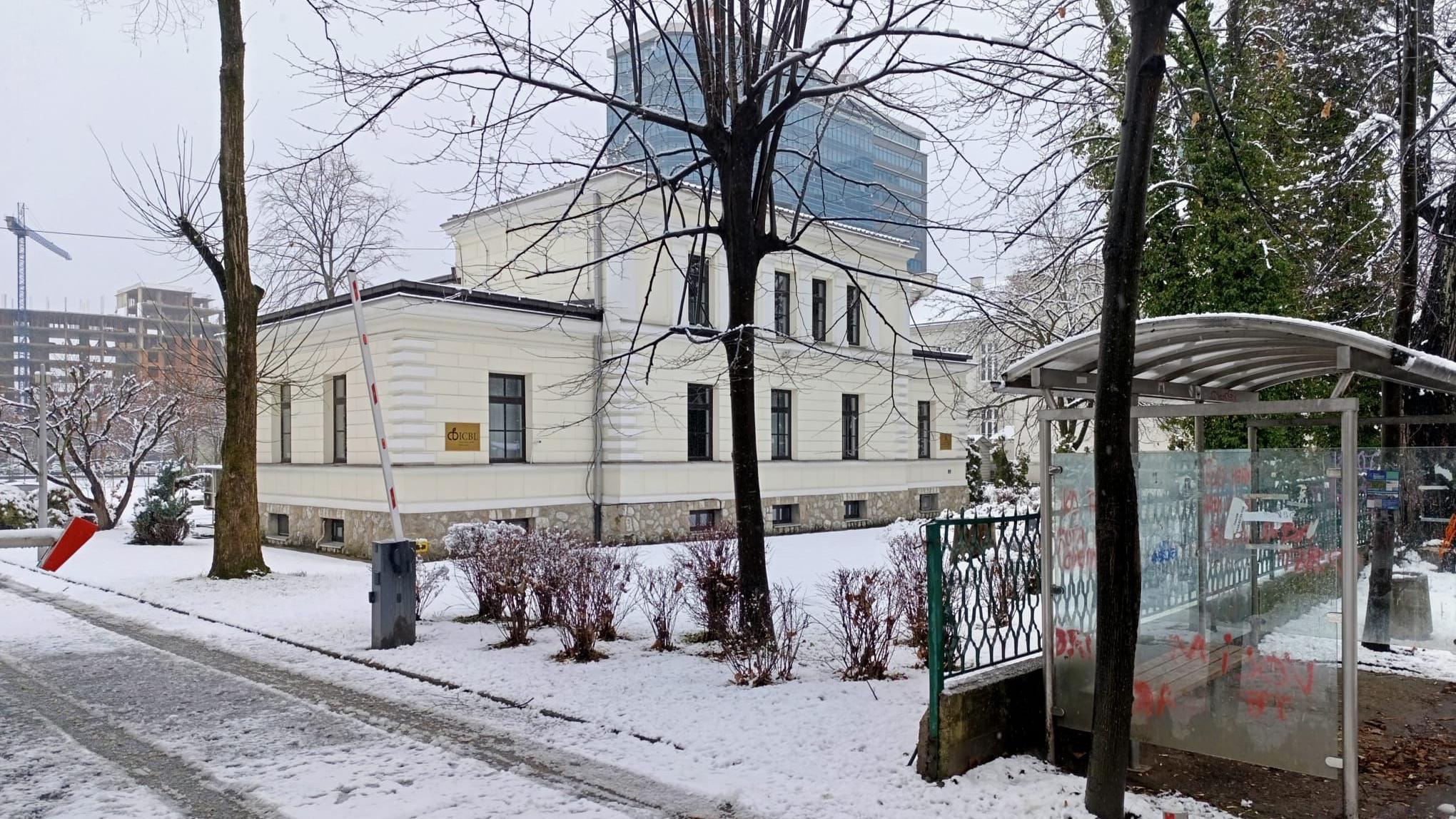 Balkan pod snegom, uklonjeno Božićno seoce ispred Skupštine Srbije 4 Ulice Banje Luke pod snegom