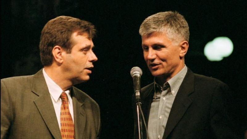 Lideri Demokratske stranke Srbije (DSS) i Demokratske stranke (DS), preuzeli predsedničke i premijerske funkcije posle izborne pobede