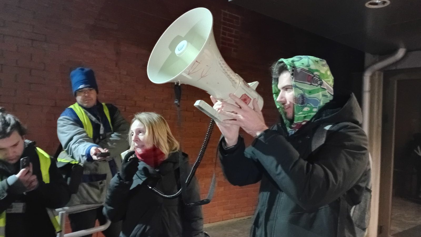 (BLOG) Završen protest studenata u Novom Sadu: Obišli Filozofski fakultet, DIF, Pravni i poručili da neće pristati na osvetu (FOTO, VIDEO) 2