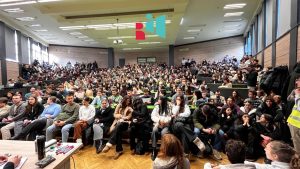 Studenti iz Novog Sada radikalizuju borbu: Pozivaju na bojkot nastave i proteste, pozvali kolege iz Beograda, Niša i Kragujevca da im se pridruže (VIDEO) 5 Studenti iz Novog Sada radikalizuju borbu: Pozivaju na bojkot nastave i proteste, pozvali kolege iz Beograda, Niša i Kragujevca da im se pridruže (VIDEO) 3