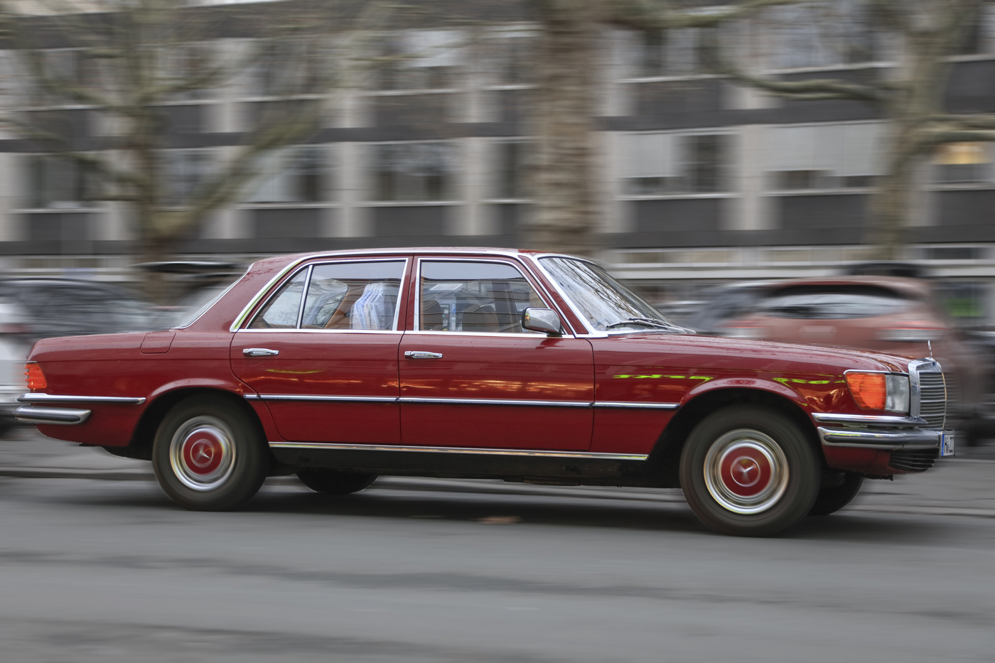 Dobro ulaganje: Limuzine iz 1980-ih i 1990-ih čija vrednost brzo raste 5 Dobro ulaganje: Limuzine iz 1980-ih i 1990-ih čija vrednost brzo raste 4