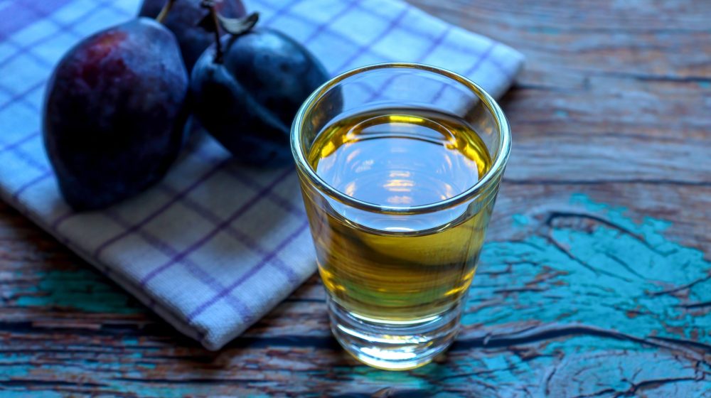 Kako je domaća rakija preživela godinu koju voće nije 22