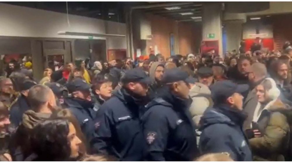 Evropske demokrate povodom policijske akcije u Novom Sadu: Vučiću, nisi nevidljiv na radaru 4