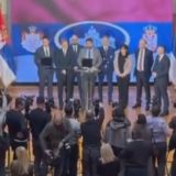 Poslanik tvrdi da je Informer dobio eksluzivno odobrenje za snimanje u Skupštini (VIDEO) 9