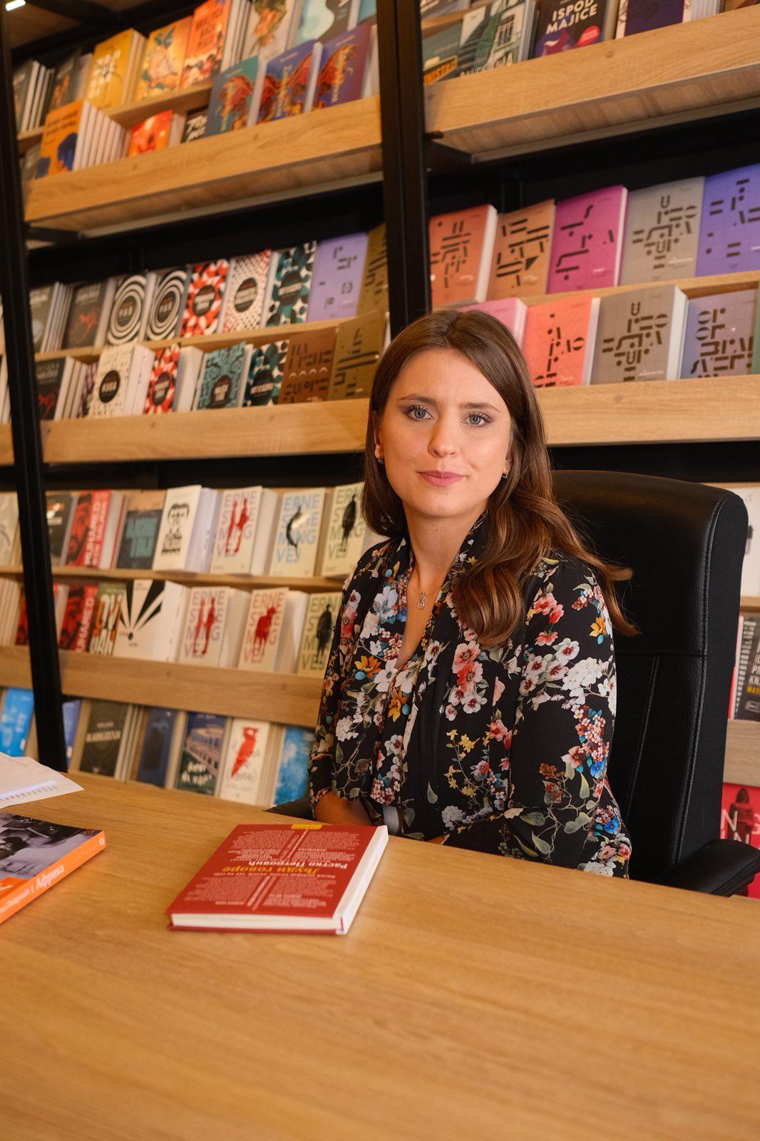 NIN-ova nagrada Žestoke kritike na uži izbor za roman godine: "Srpska književnost je osrednja i mediokritetska, a NIN-ov žiri se uklapa u taj nivo" 4