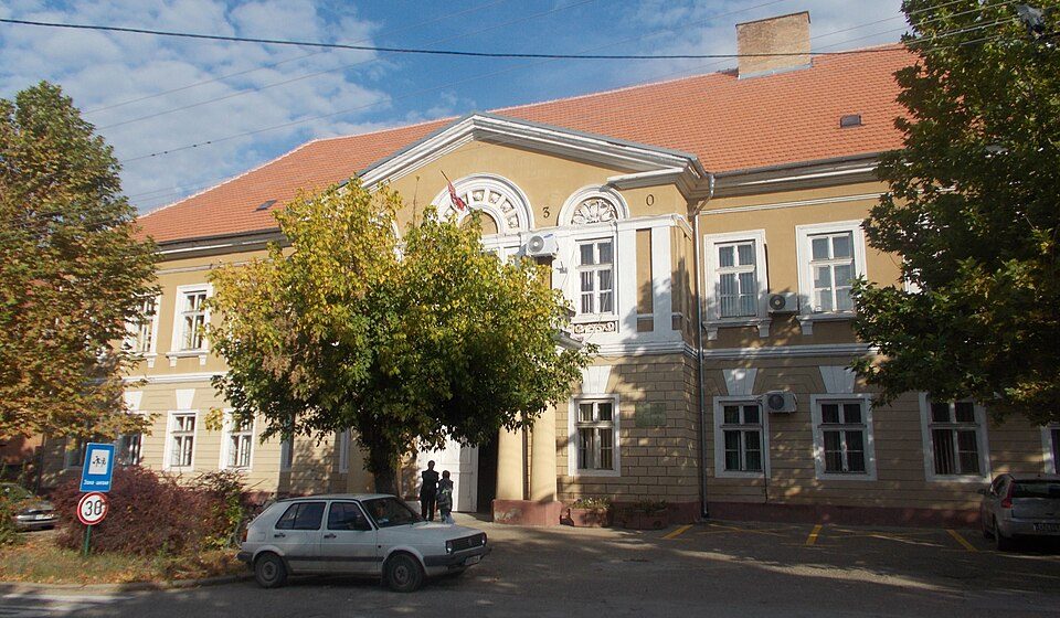 Pretučen građanin Bele Crkve, njegova porodica optužuje predsednika Skupštine opštine 6