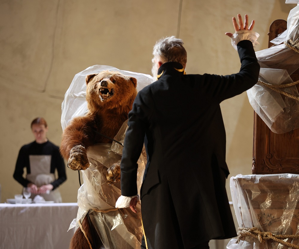 Pozorišni događaj sezone - dve večeri u SNP-u predstava „Podanici" Andreja Mogučija 1