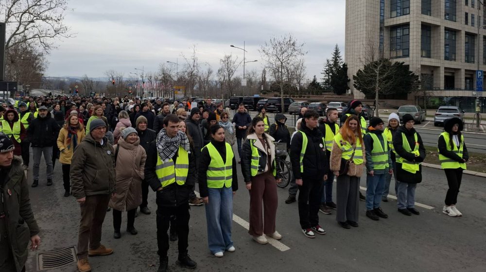 MUP o dolasku Vučića i protestima u Novom Sadu: Preuzećemo sve mere da skupovi proteknu bezbedno 7
