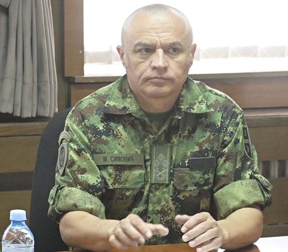 General Milosav Simović General Simović naredio kopiranje tajnih podataka iz službenog telefona i prenos dokumentacije u svoj stan: Šta piše u presudi Višeg suda u Nišu 2
