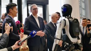 Roboti u sudnicama 2