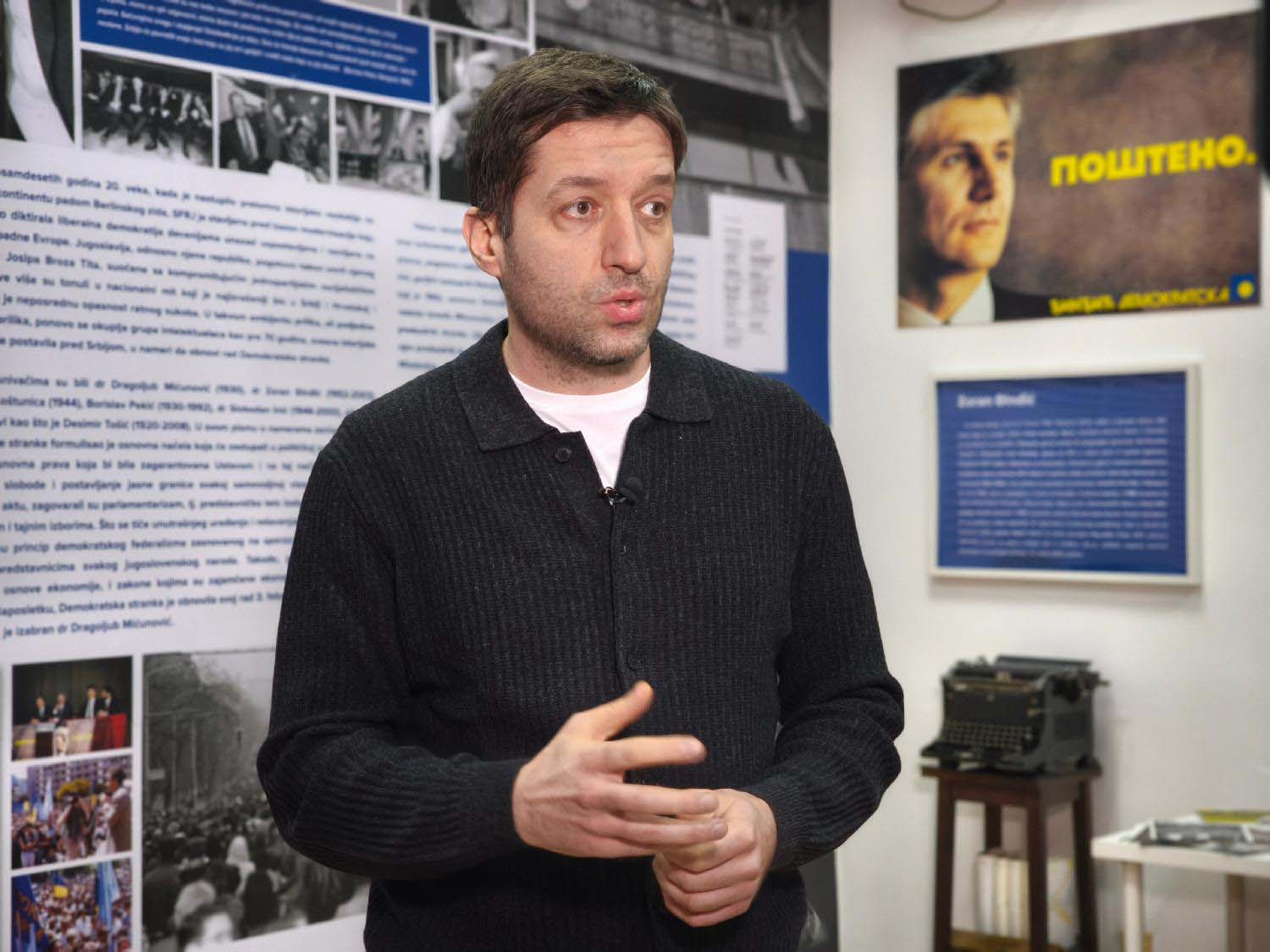 Naprednjaci odustali od "odbrane" Vojvodine: Godišnjica jeftinog trika iz Šešeljeve kuhinje 7