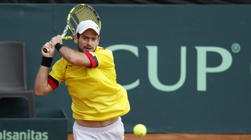 Mehija provocirao publiku posle trijumfa u Dejvis kupu i onda je nastao potpuni haos: Letele su flaše i tvrdi predmeti, policija je morala da interveniše (VIDEO) 8