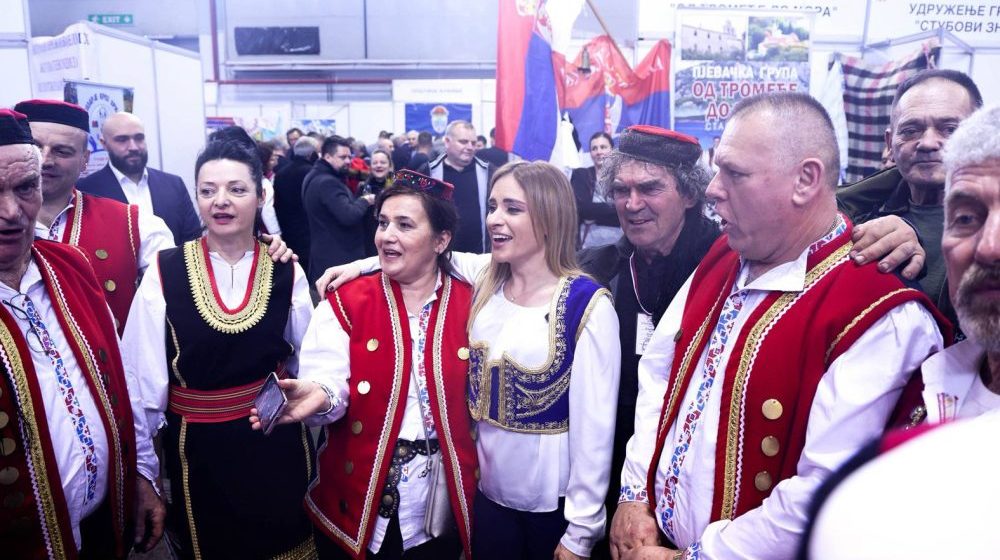 Sajam zamajavanja: Kako se Vučić vratio u Novi Sad 10