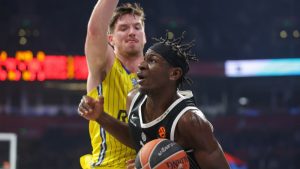 Partizan uz odličnu igru poražen košem uz zvuk sirene (VIDEO) 5