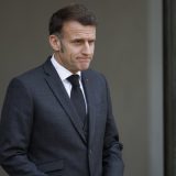 Makron ulazi u period "nesposobnog predsednika", evo i zbog čega 16
