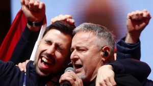 (VIDEO) Hrvatski rukometaši statisti, Tompson zvezda večeri: Da li HDZ određuje šta je patriotizam? 3 (VIDEO) Hrvatski rukometaši statisti, Tompson zvezda večeri: Da li HDZ određuje šta je patriotizam? 3