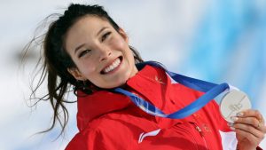 Novinar pokušao da isprovocira Kineskinju rođenu u Americi sa pitanjem o "izgubljenim medaljama" 19 Ajlin Gu