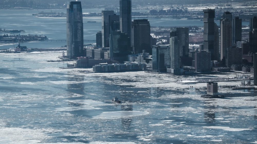 Vlasti Njujorka zabranile putovanja zbog snežne oluje 10