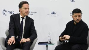 "Viktor može da razmišlja o tome kako da poveća stomak": Kako se Zelenski u Minhenu našalio na račun premijera Mađarske 25