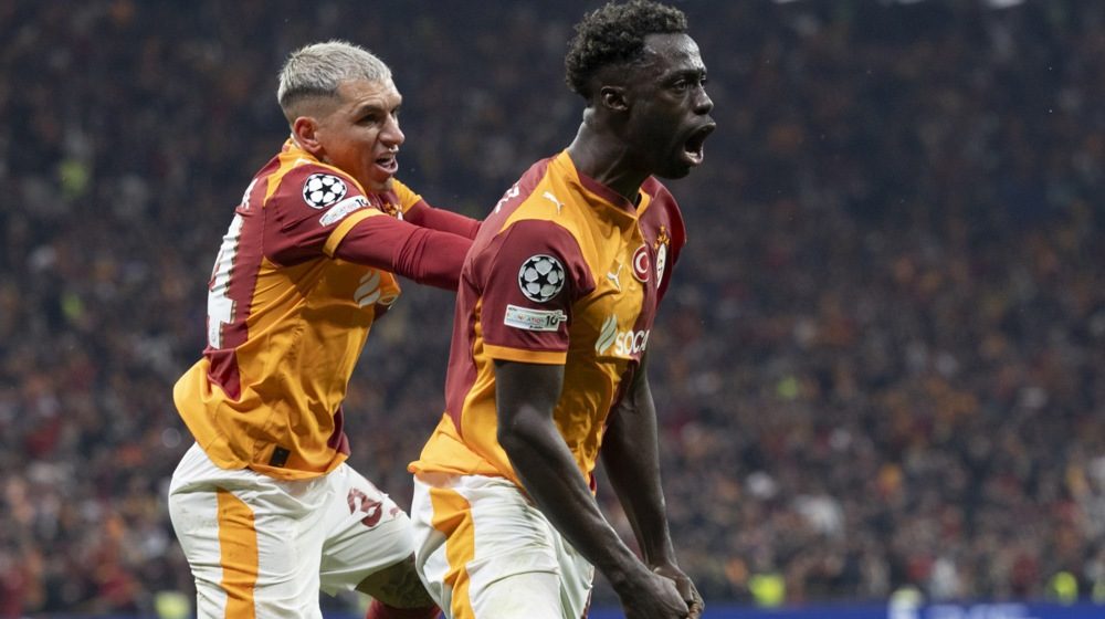 FK Galatsaraj, Foto: EPA/TOLGA BOZOGLU