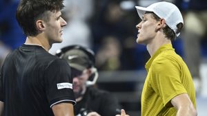 Siner oduševio Menšika gestom nakon poraza u Dohi 19 Jakub Menšik