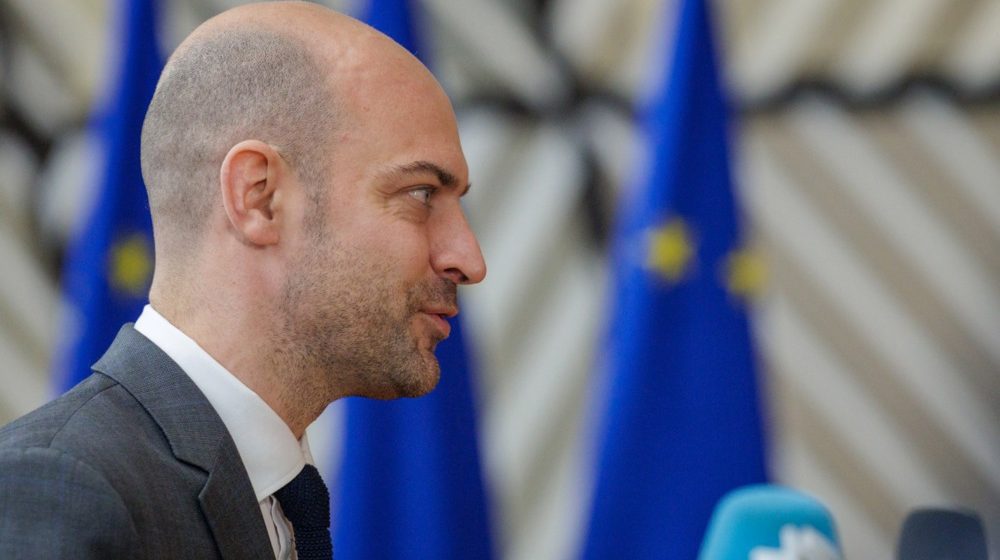 Pariz zabranjuje američkom ambasadoru direktan pristup članovima francuske vlade 1