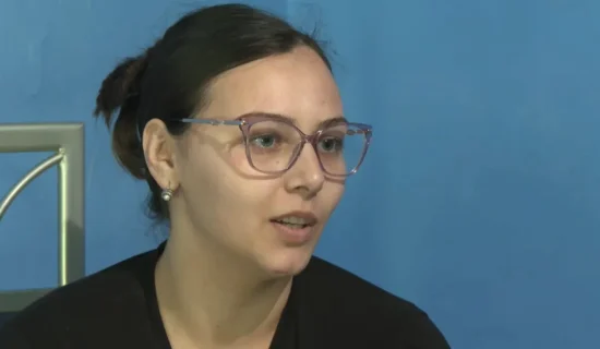 Svedočenje majke za N1: Zbog greške lekara sam se porodila u autu, beba preminula istog dana 10