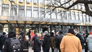 Advokatska komora Vojvodine obustavlja rad na jedan dan: Protest advokata ispred novosadskog suda 26