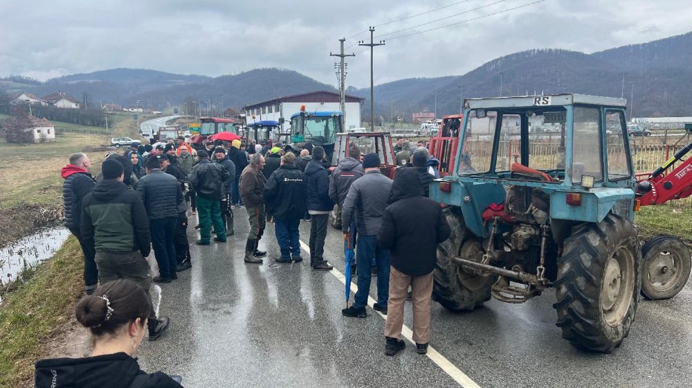 Represija gura poljoprivrednike u radikalizaciju: Policija im naplaćuje kazne, ispituje ih i zaustavlja 1