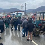 Represija gura poljoprivrednike u radikalizaciju: Policija im naplaćuje kazne, ispituje ih i zaustavlja 2