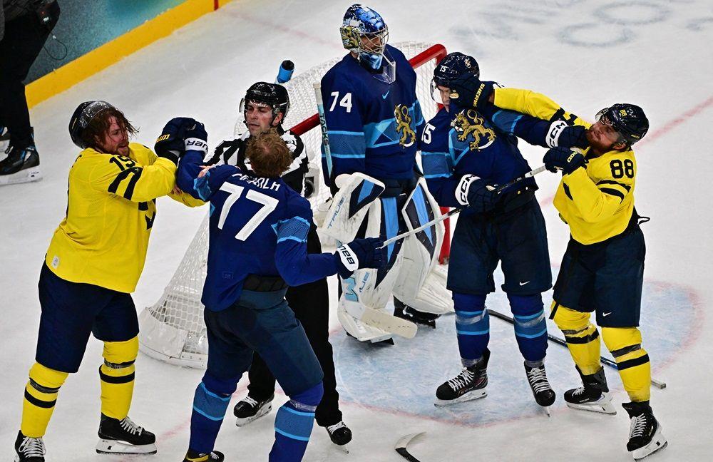 Pršti na ledu: Komšijska tuča na Zimskim olimpijskim igrama 7 utakmica finske i švedske u hokeju na ledu na zimskim olimpijskim igrama, tuča u hokeju na ledu