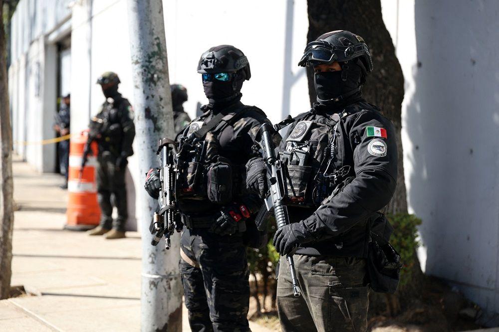 kriminal u meksiku, meksički policajci