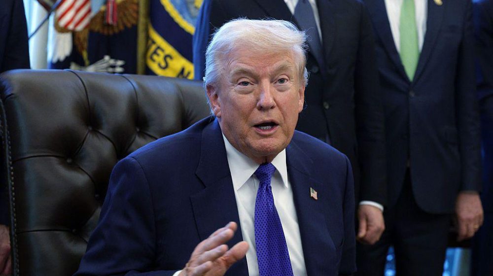 Tramp obrisao snimak na kojem su Barak i Mišel Obama prikazani kao majmuni 10