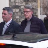 Uhapšen Piter Mendelson, bivši britanski ambasador u Sjedinjenim Državama 16