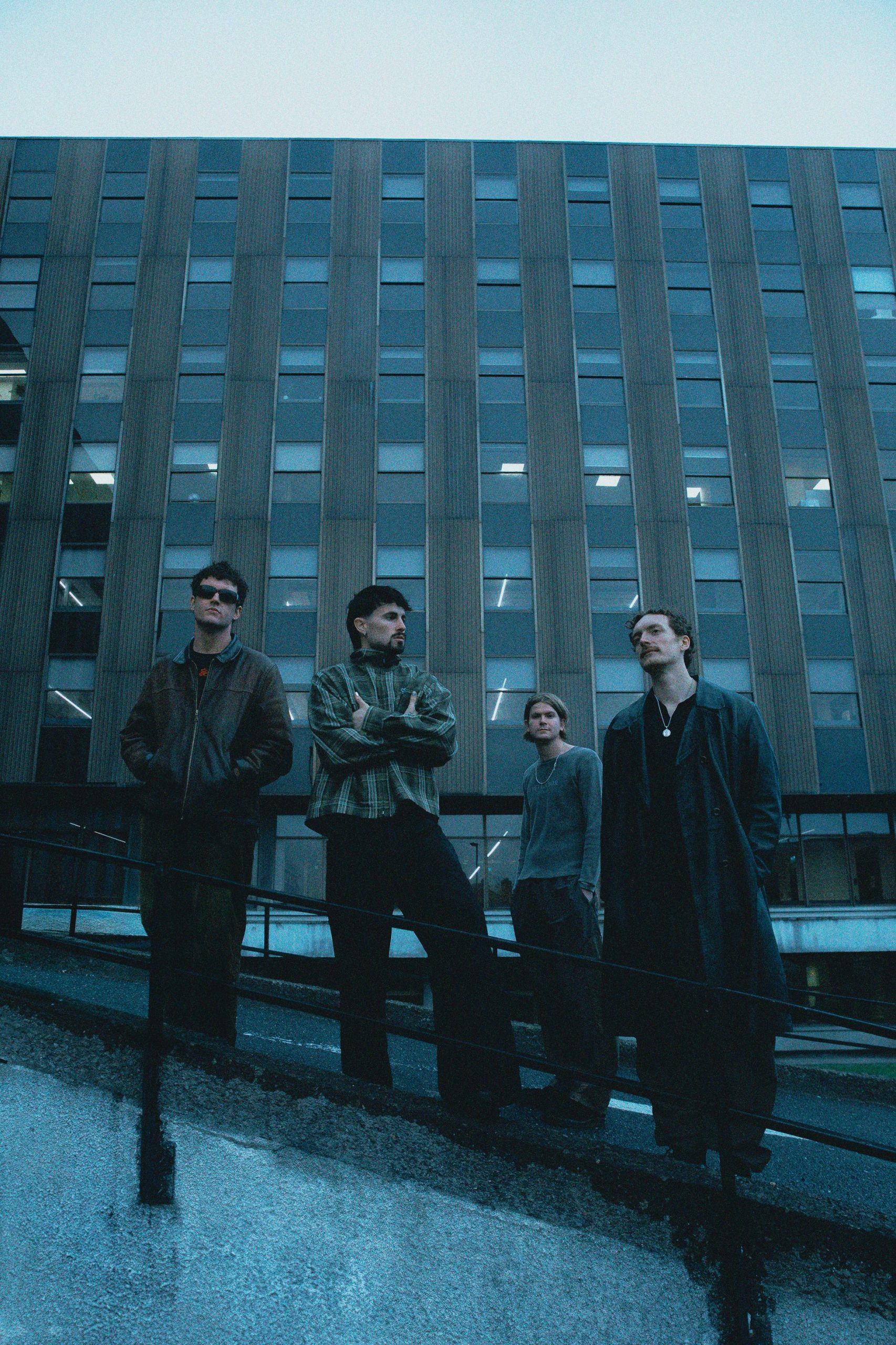 Britanski rokenrol 27. februara u Zappa Barci: Majls Kejn i Basht prvi put u Beogradu 1