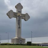 Gde god nađeš zgodno mesto, ti krst posadi 10