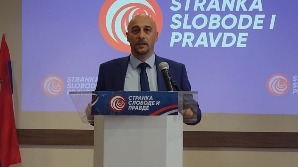 Jekić (SSP): Kragujevački radnici na „prinudnom radu” u Aranđelovcu i Smederevskoj Palanci u kampanji SNS-a 7